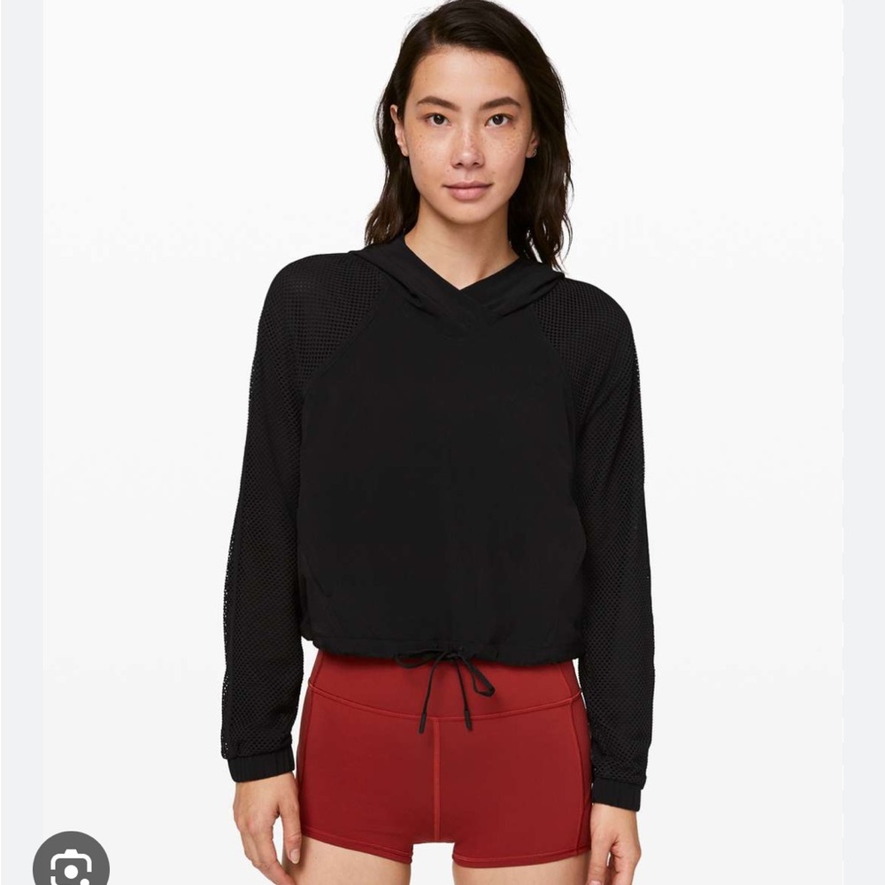 Lululemon Catch a Breeze pullover hoodie